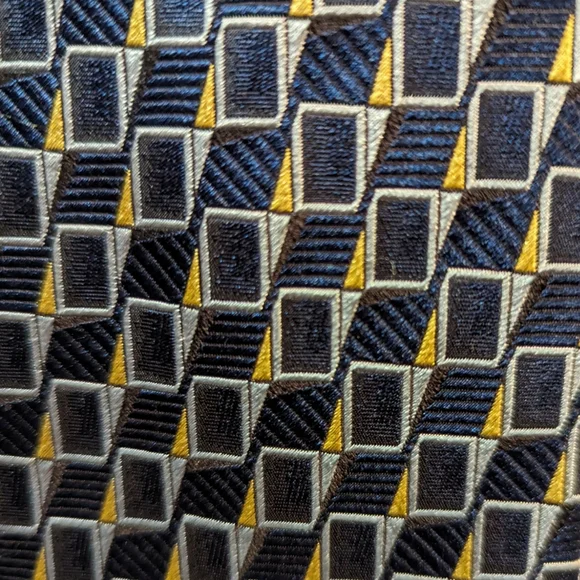 Ermenegildo Zegna Mens Designer 100% Silk Tie Very Stylish. - Picture 4 of 5